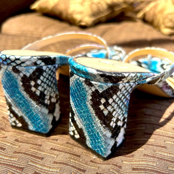 Jessica Simpson Brand Beautiful Faux Snakeskin heel sandals Size 8 Med - Picture 3 of 6